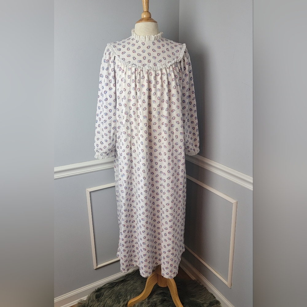 LANZ OF SALZBURG White Floral‎ Eyelet Trim Retro Long Sleeve Night Gown Dress M